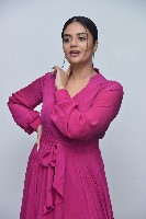 Sri Mukhi Pics